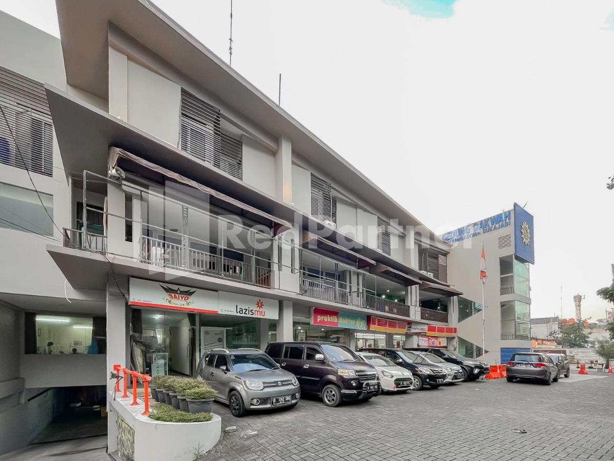 Sang Surya Guesthouse Syariah Near Rs Hasan Sadikin Mitra Reddoorz 반둥 외부 사진
