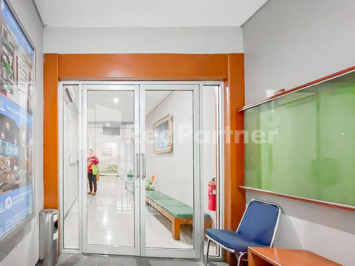 Sang Surya Guesthouse Syariah Near Rs Hasan Sadikin Mitra Reddoorz 반둥 외부 사진